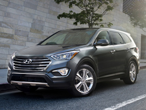 Hyundai Grand Santa Fe 2014 года выпуска: паркетный внедорожник нового поколения
