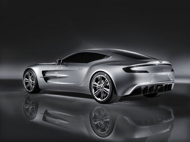  Aston Martin One-77 - вошел в топ-5 самых дорогостоящих авто 2014 года
